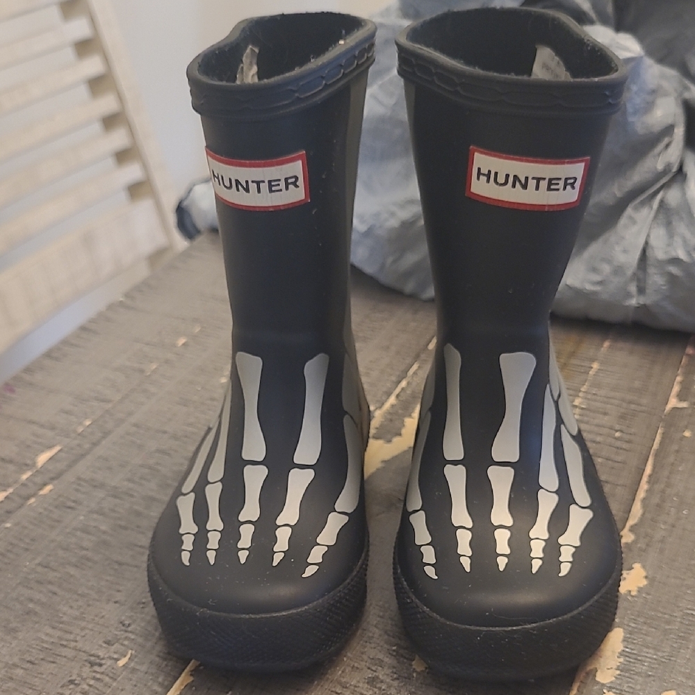 Hunter Kids Black Skeleton Rain Boots